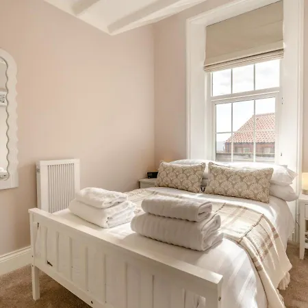 Eston House Haven