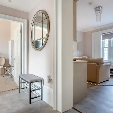Eston House Haven Apartment