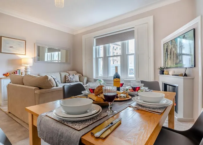 2 Bed In Whitby Oc-E31738 Whitby